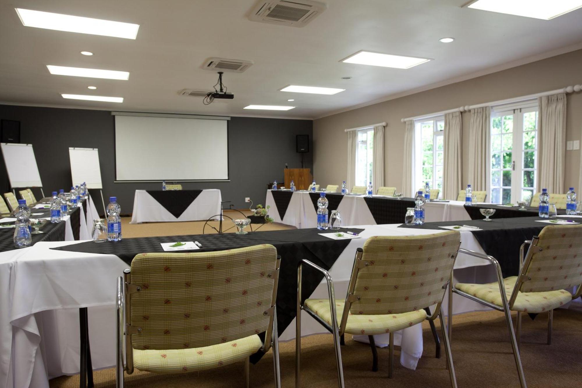 Tsitsikamma Village Inn Stormsrivier Ngoại thất bức ảnh